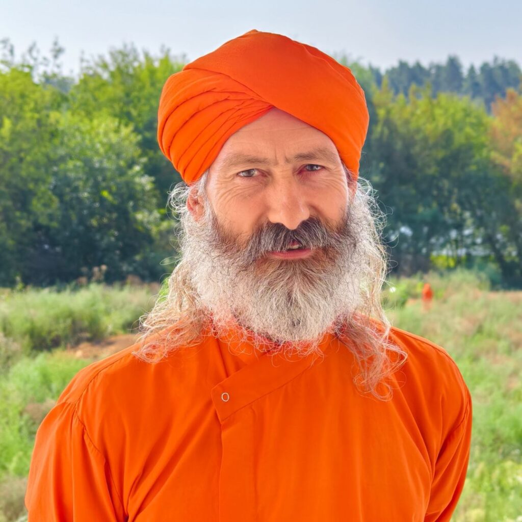 Ачарія Дада Девавратананда Ананда Марга Йога Україна